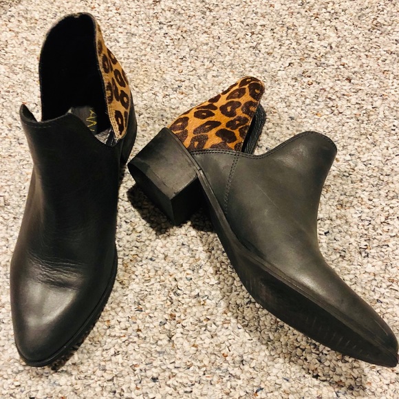 Anthropologie Shoes - Anthropologie Kaanas Mixed Mwdia Ankle Bootie NWOT